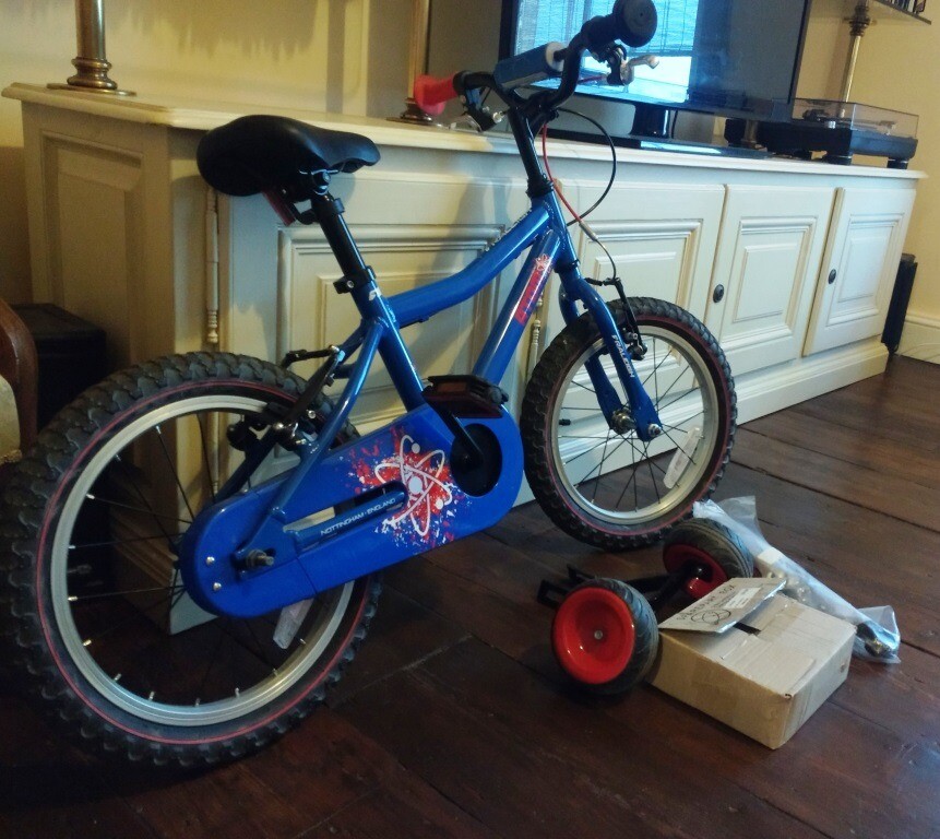 raleigh atom 16